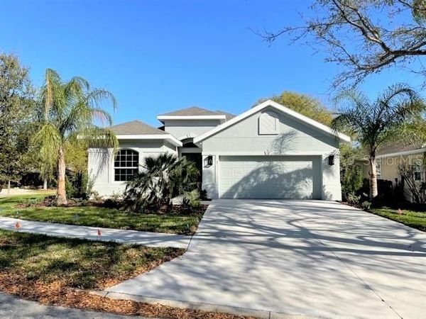 7 OASIS CIRCLE , PALM COAST, FL 32137