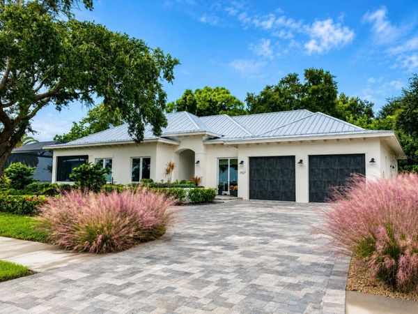 7927 LONGBAY BOULEVARD, SARASOTA, FL 34243