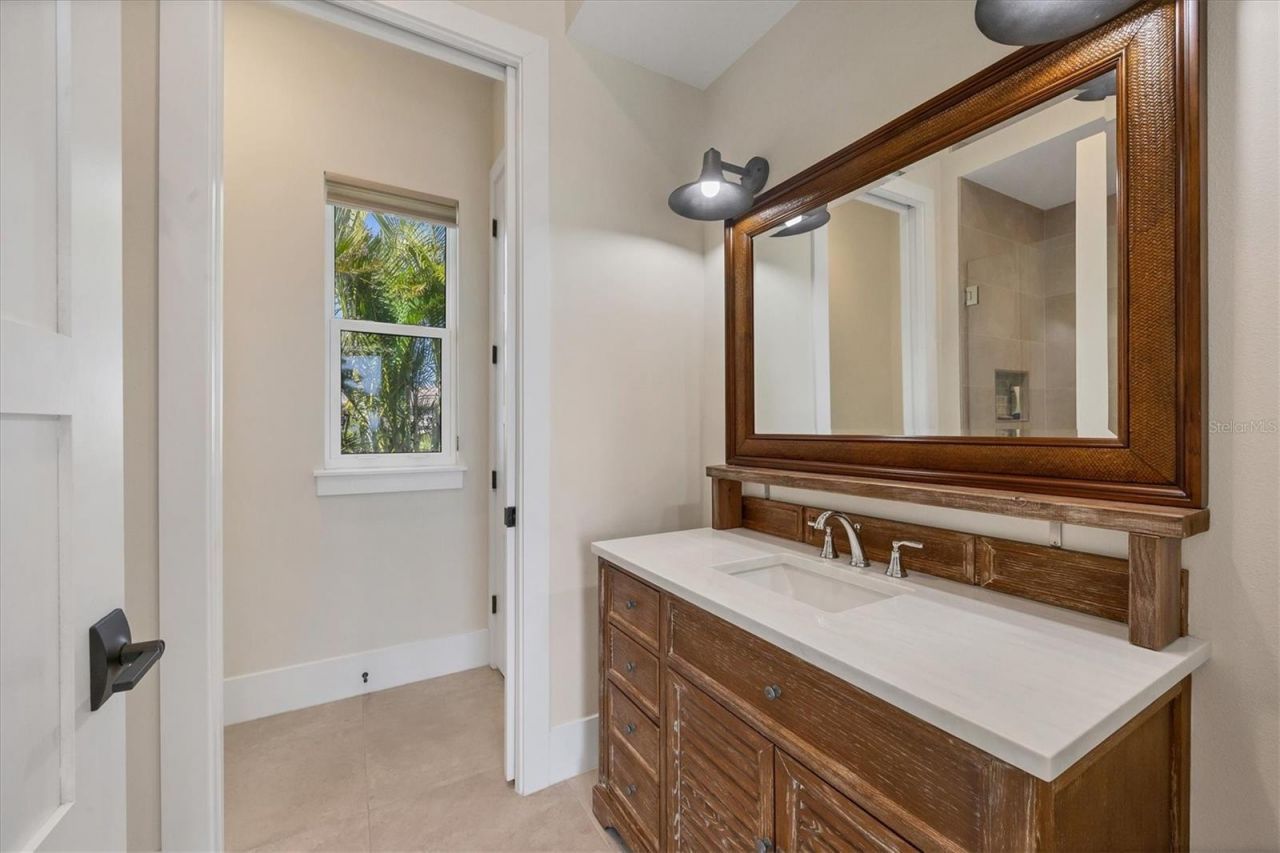 7927 Longbay Boulevard, Sarasota, FL 34243 Photo