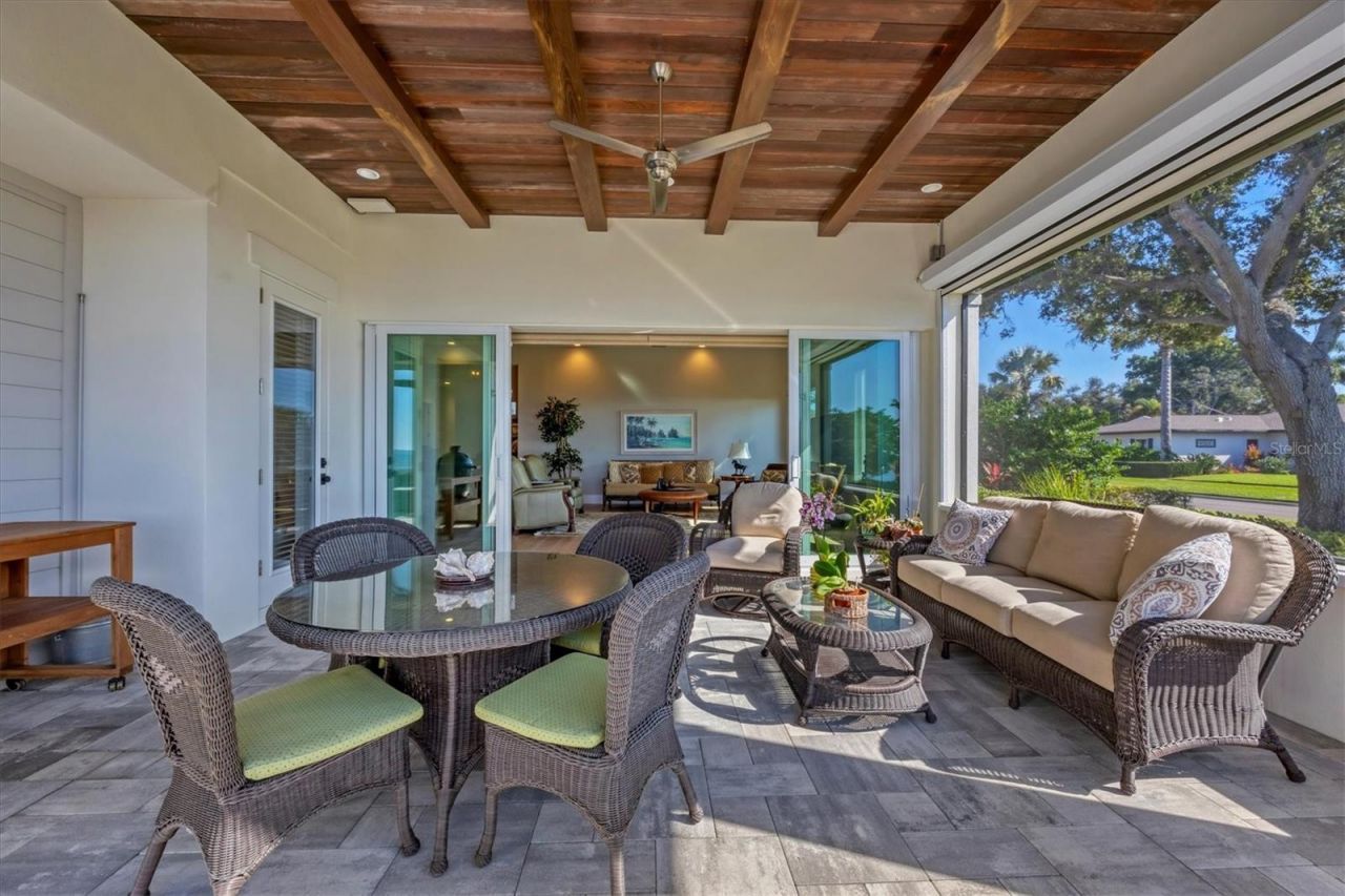 7927 Longbay Boulevard, Sarasota, FL 34243 Photo