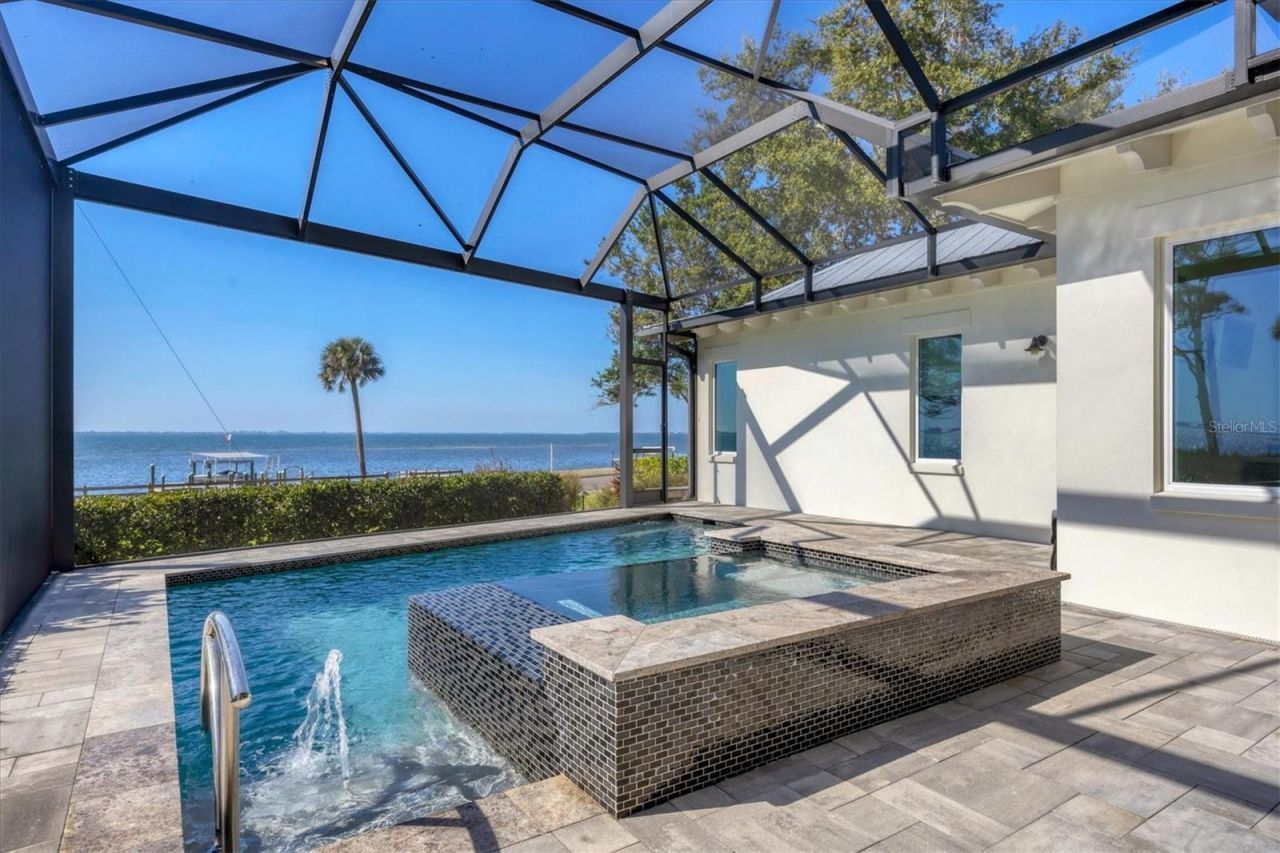 7927 Longbay Boulevard, Sarasota, FL 34243 Photo