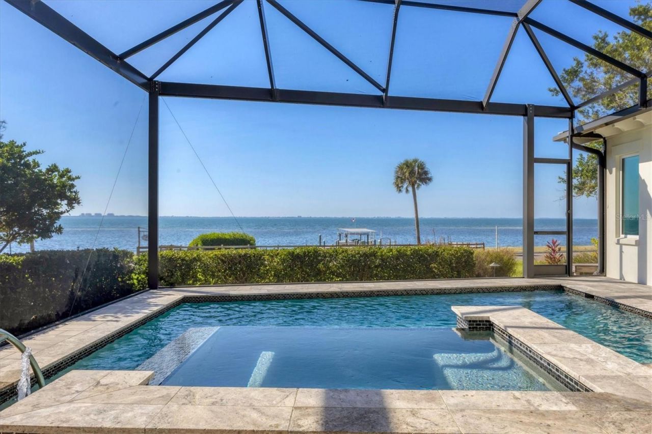 7927 Longbay Boulevard, Sarasota, FL 34243 Photo