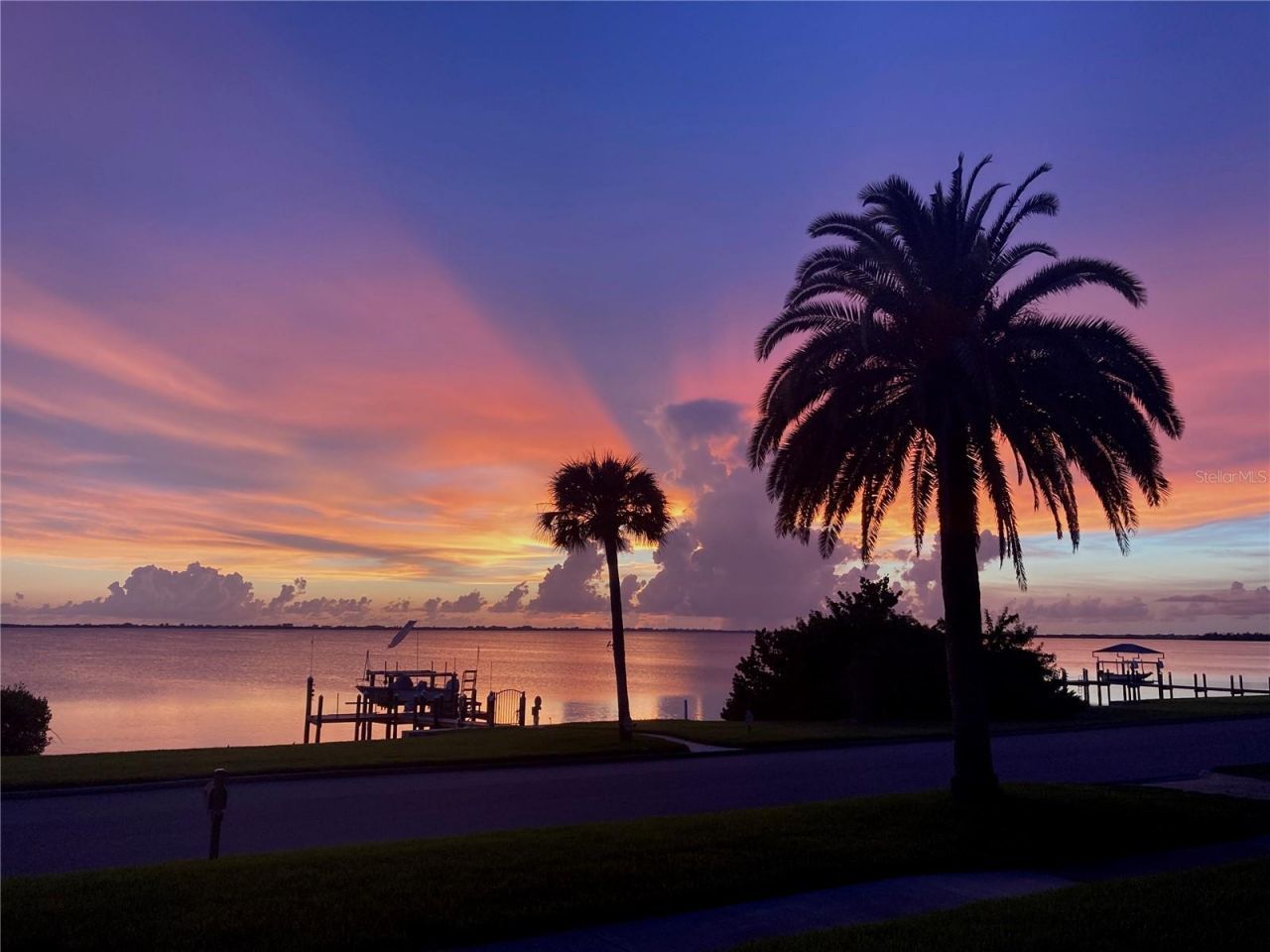7927 Longbay Boulevard, Sarasota, FL 34243 Photo