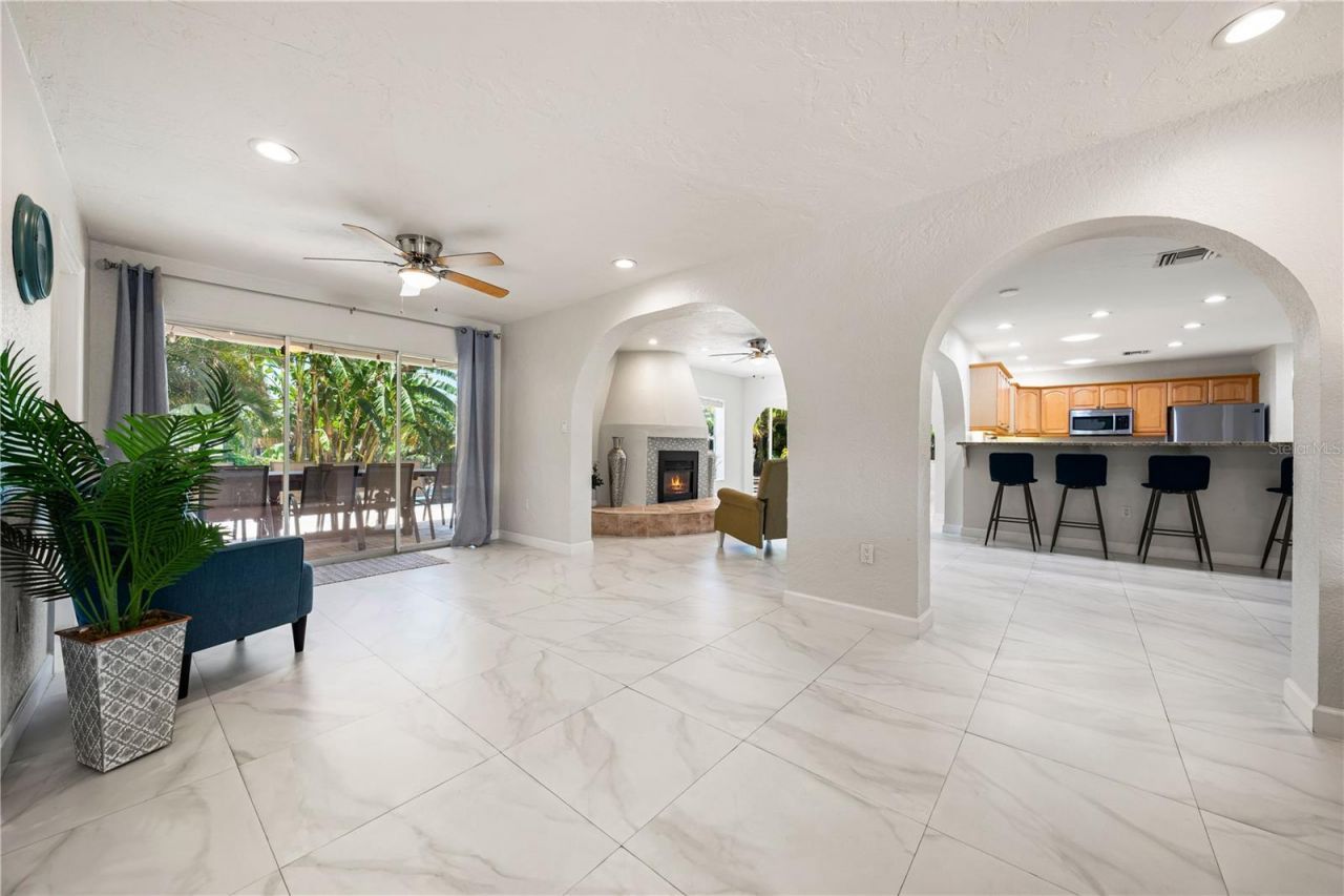 3524 S School Avenue , Sarasota, FL 34239 Photo