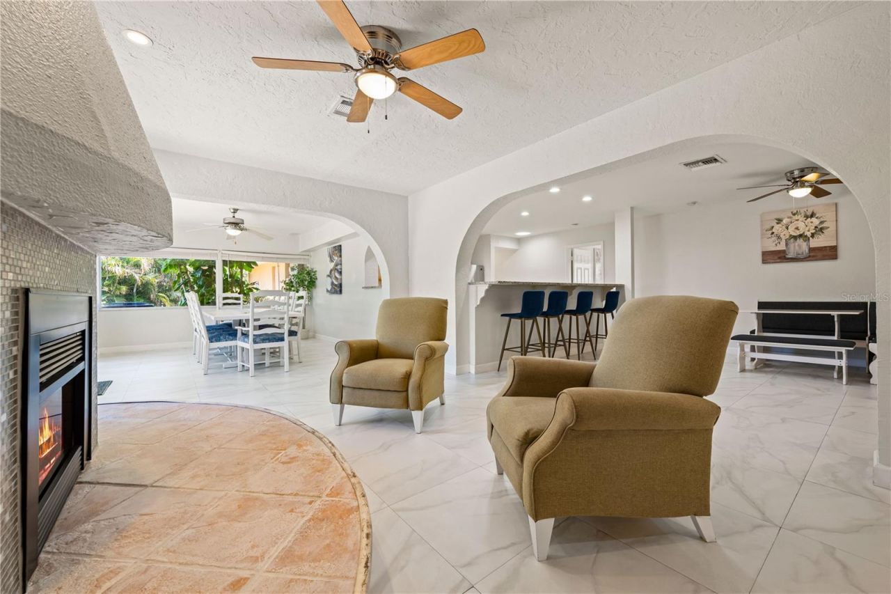 3524 S School Avenue , Sarasota, FL 34239 Photo