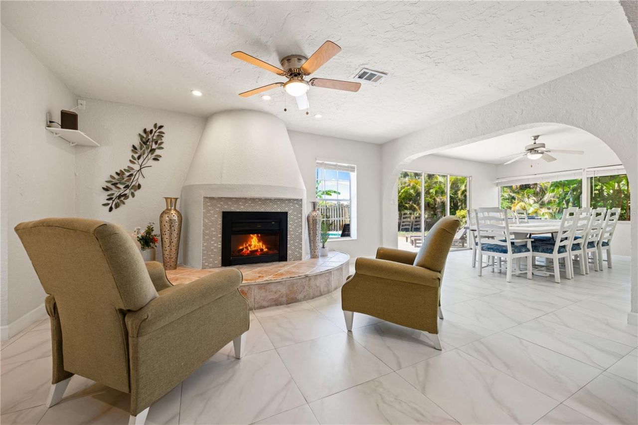 3524 S School Avenue , Sarasota, FL 34239 Photo