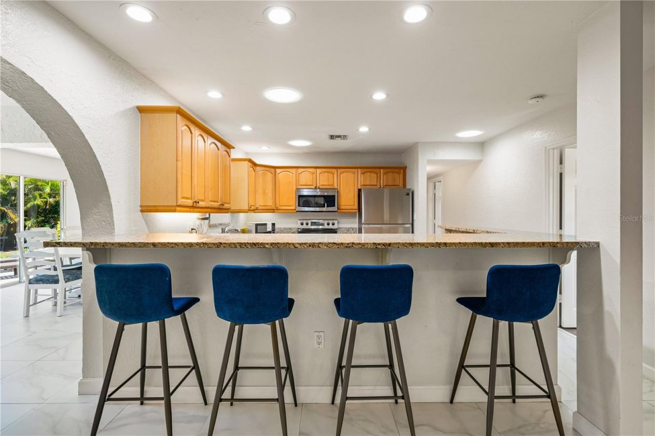 3524 S School Avenue , Sarasota, FL 34239 Photo