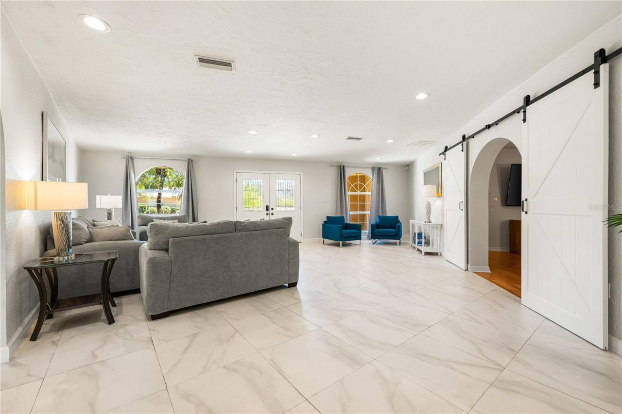 3524 S School Avenue , Sarasota, FL 34239 Photo