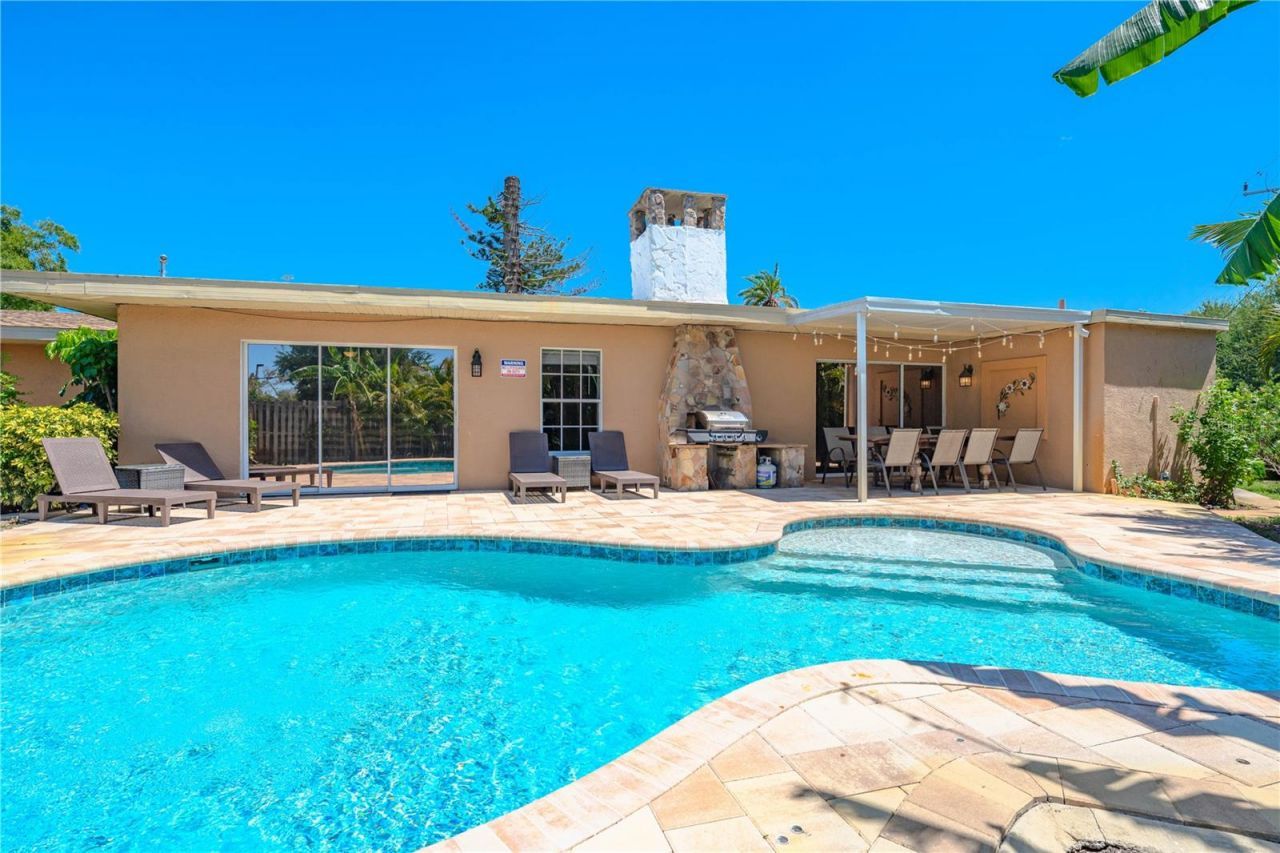 3524 S School Avenue , Sarasota, FL 34239 Photo
