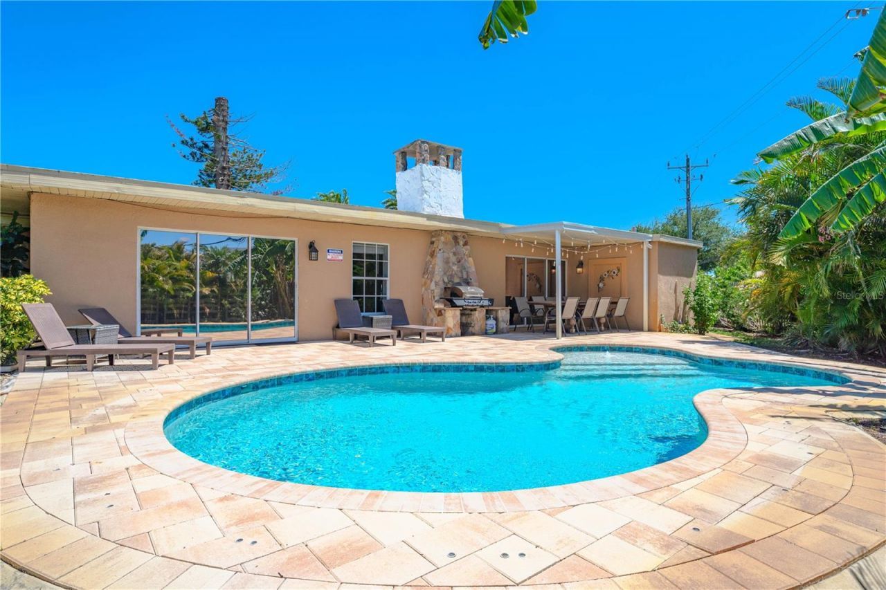 3524 S School Avenue , Sarasota, FL 34239 Photo