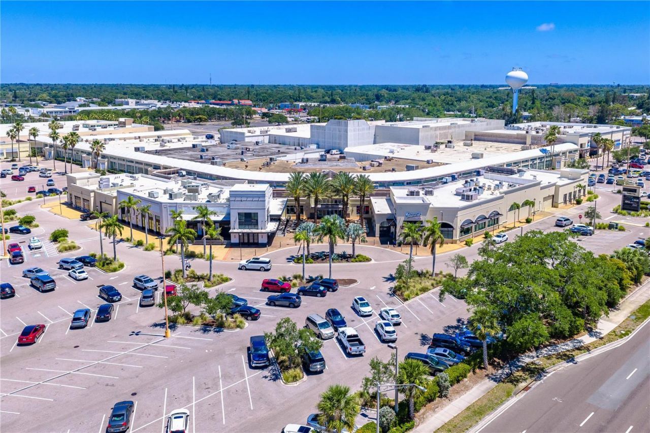 3524 S School Avenue , Sarasota, FL 34239 Photo