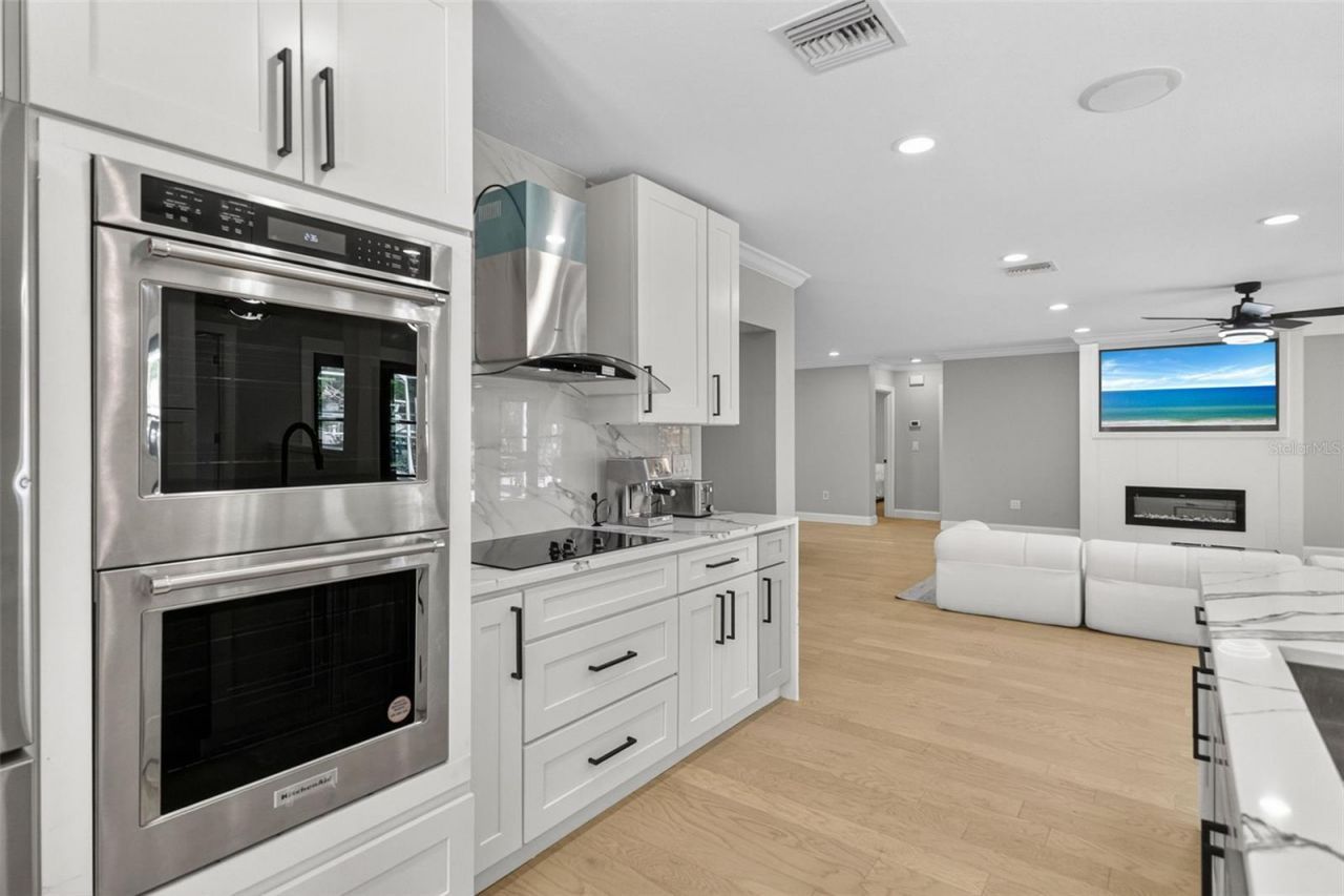 5073 Higel Avenue, Sarasota, FL 34242 Photo