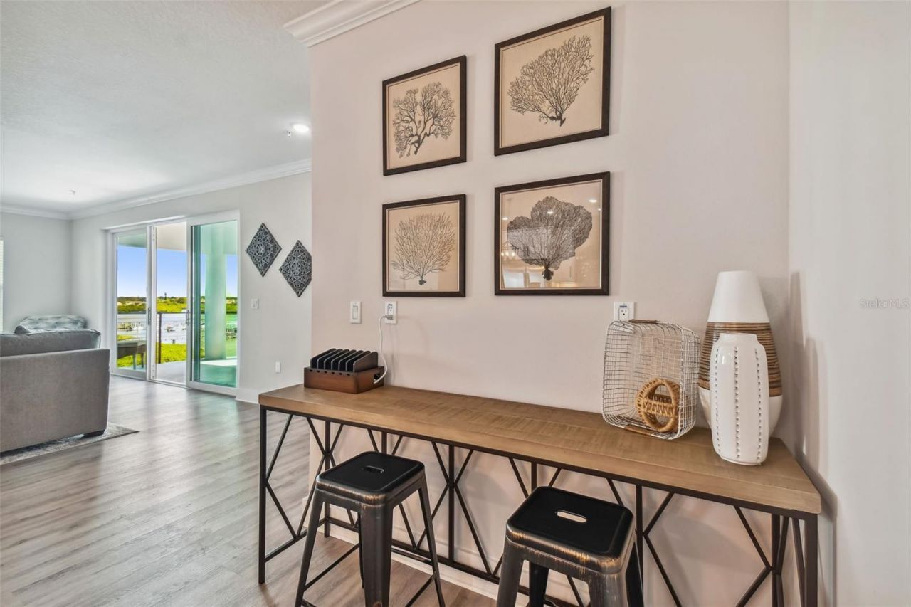 19505 Gulf Boulevard, Unit 404, Indian Shores, FL 33785 Photo