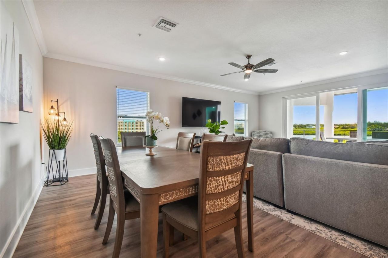 19505 Gulf Boulevard, Unit 404, Indian Shores, FL 33785 Photo