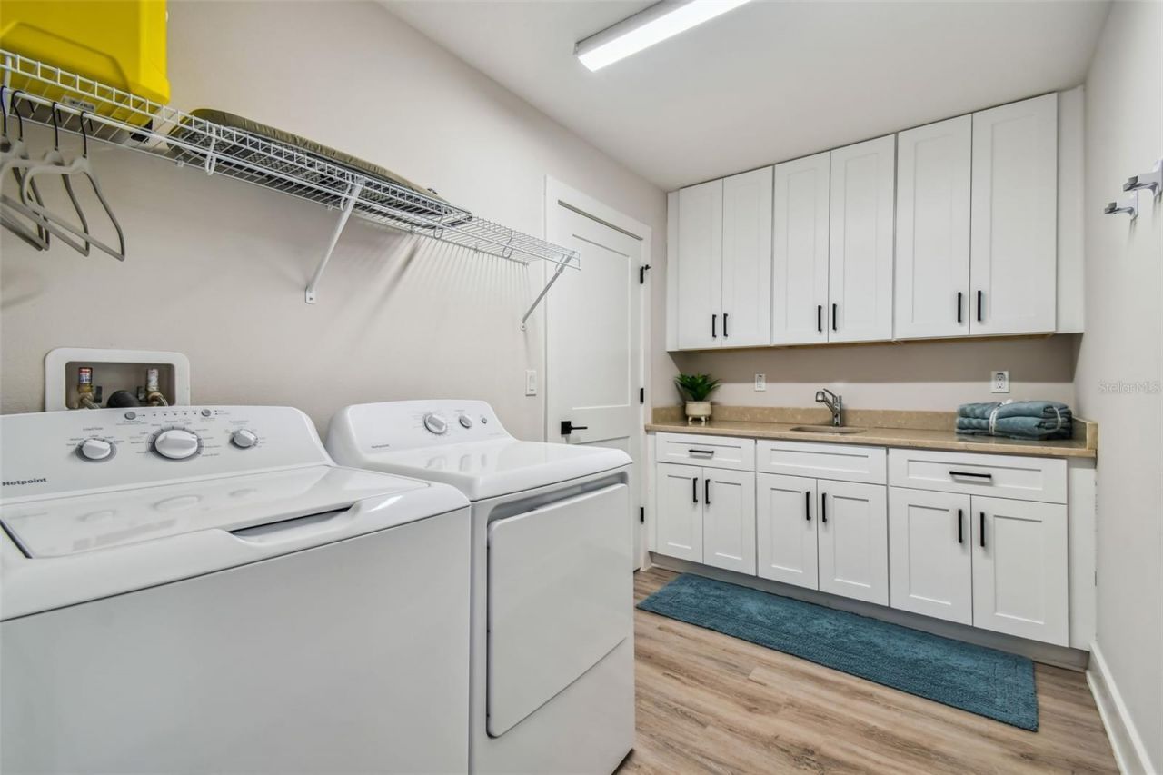 19505 Gulf Boulevard, Unit 404, Indian Shores, FL 33785 Photo
