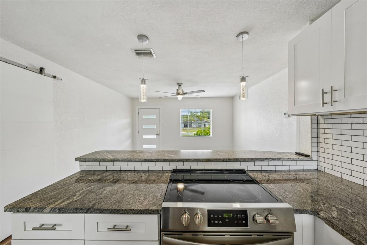 784 87th Avenue N, Saint Petersburg, FL 33702 Photo