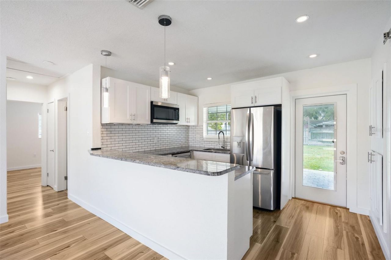784 87th Avenue N, Saint Petersburg, FL 33702 Photo