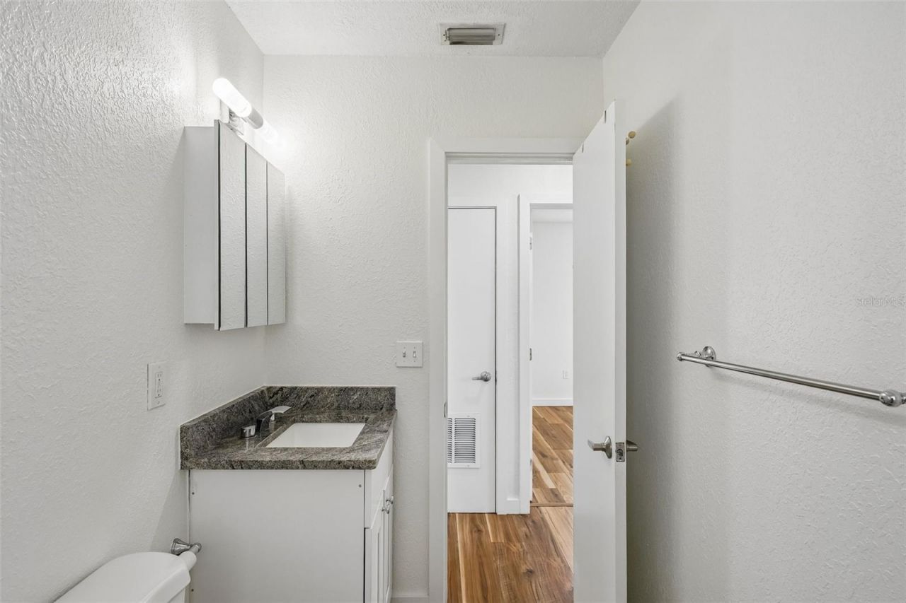 784 87th Avenue N, Saint Petersburg, FL 33702 Photo