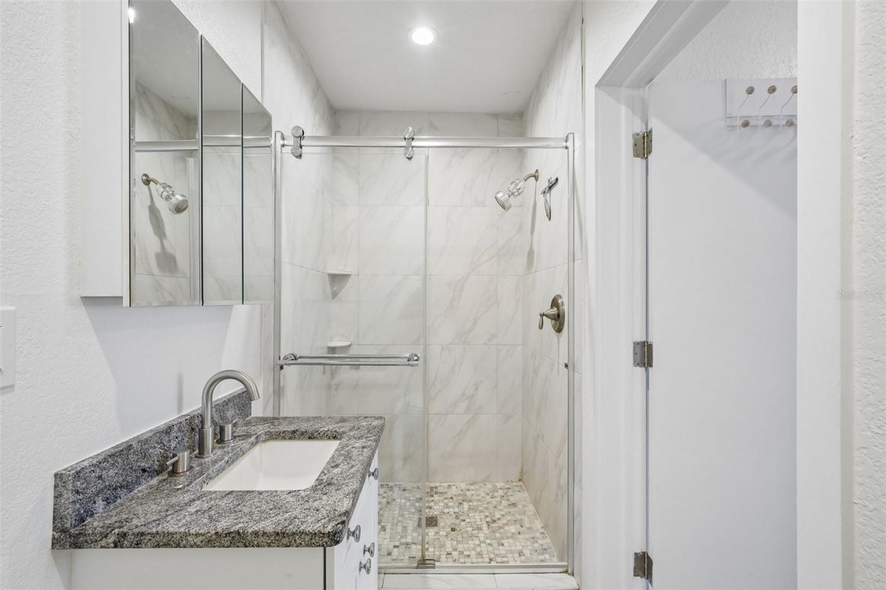 784 87th Avenue N, Saint Petersburg, FL 33702 Photo