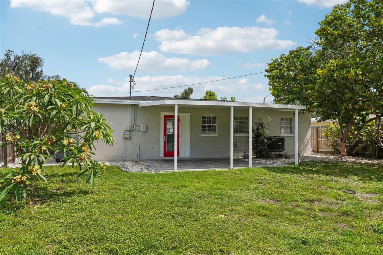 784 87th Avenue N, Saint Petersburg, FL 33702 Photo