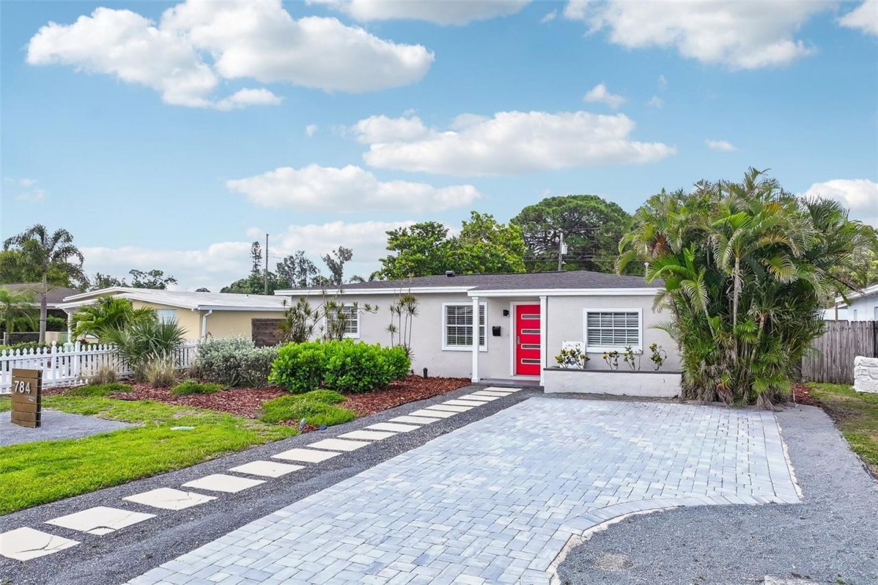 784 87th Avenue N, Saint Petersburg, FL 33702 Photo
