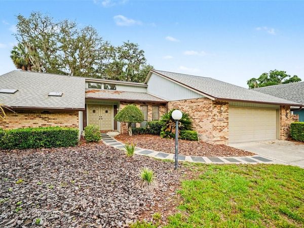 34334 WHISPERING OAKS BOULEVARD , DADE CITY, FL 33523