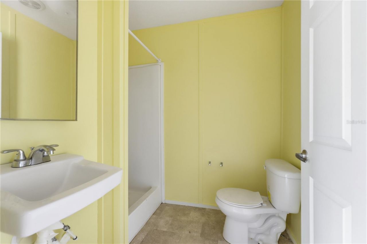 646 June Terrace , Deland, FL 32724 Photo