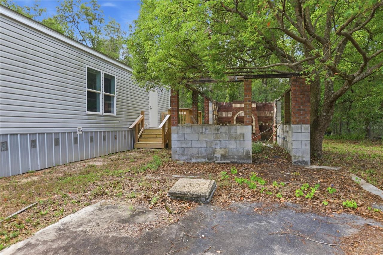 646 June Terrace , Deland, FL 32724 Photo