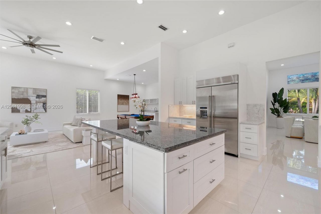 10703 SW 84th Ave , Miami, FL 33156 Photo