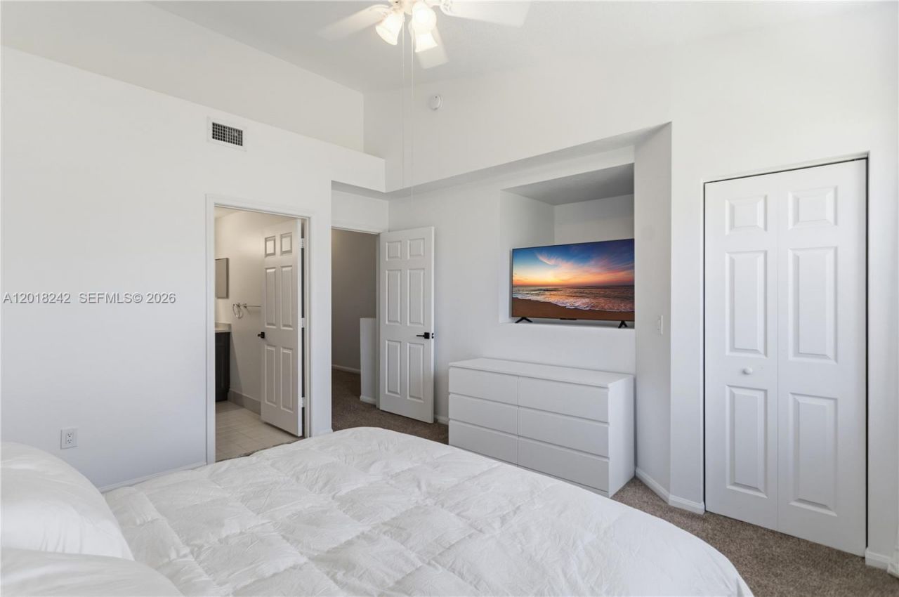 4065 Crystal Lake Dr, Deerfield Beach, FL 33064 Photo