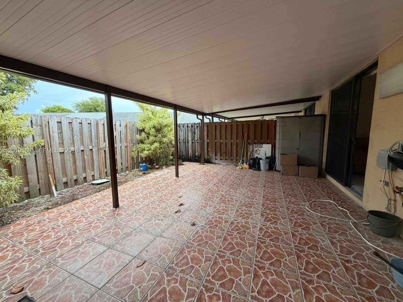 6725 NW 188th Ter, Hialeah, FL 33015 Photo