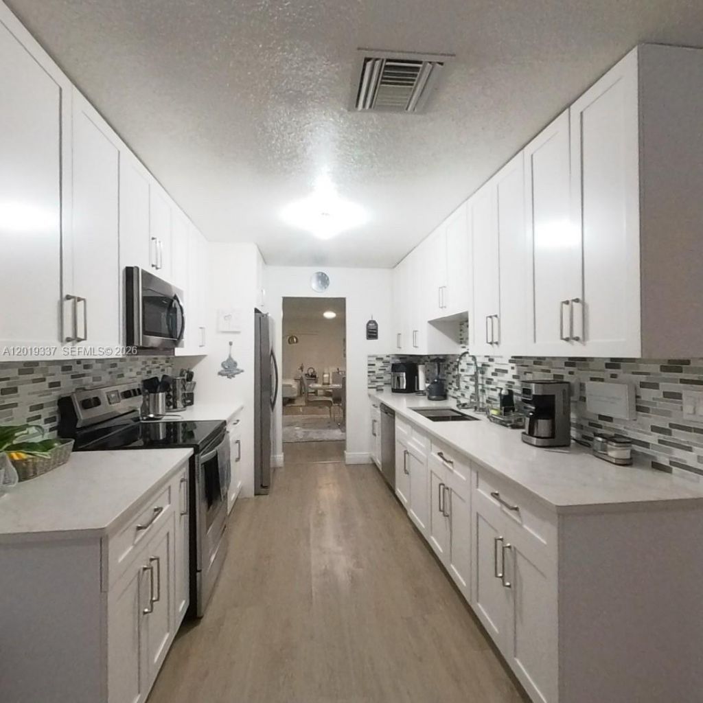 11913 Donlin Dr , Wellington, FL 33414 Photo