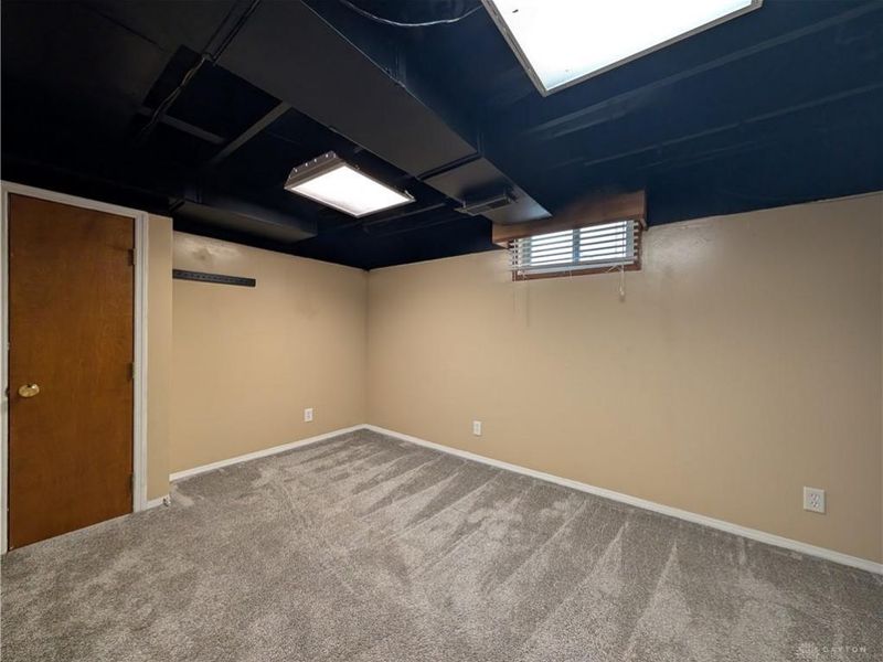 445 Peach Orchard Avenue, Dayton, OH 45419 Photo 16