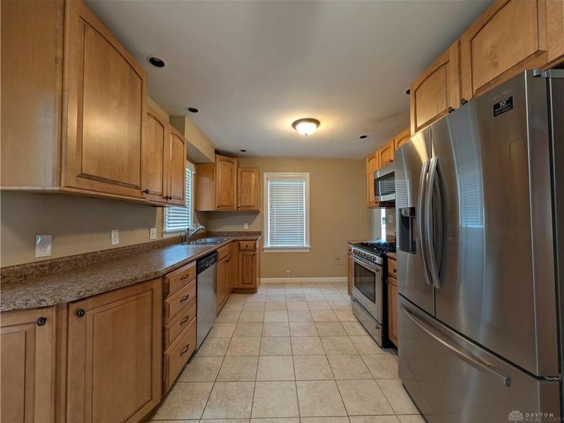 445 Peach Orchard Avenue, Dayton, OH 45419 Photo 9