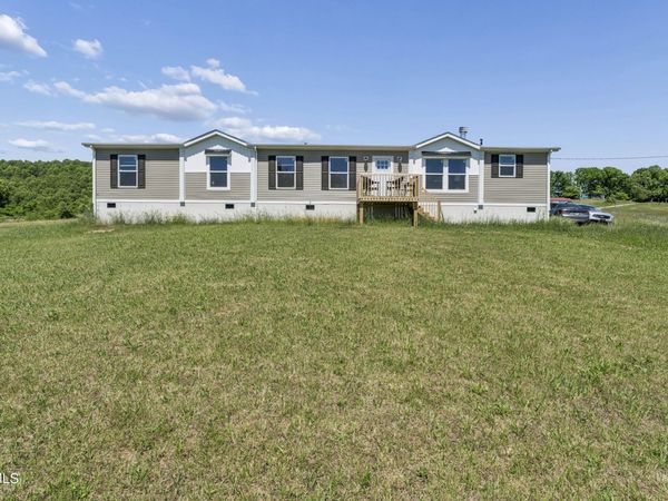 105 Wedding Lane, Chuckey, TN 37641