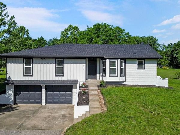 16612 Kentucky Road, Belton, MO 64012