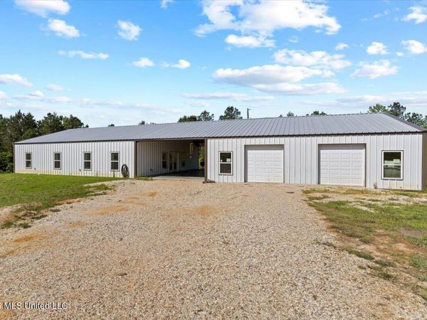299 Lott Town Road, Hattiesburg, MS 39402
