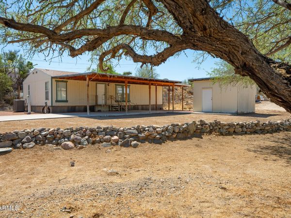 19725 E SQUAW VALLEY Drive, Black Canyon City, AZ 85324