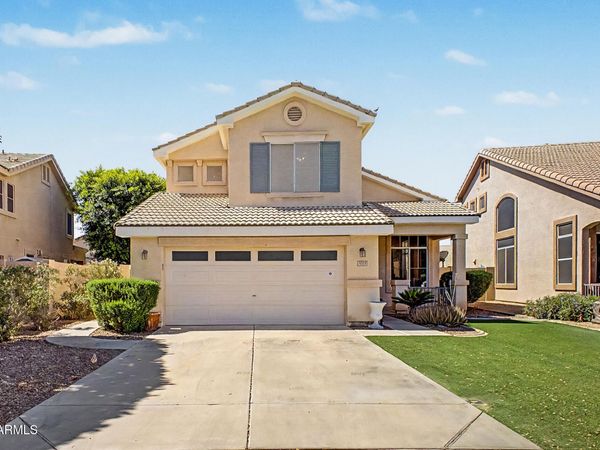 7015 W BLACKHAWK Drive, Glendale, AZ 85308