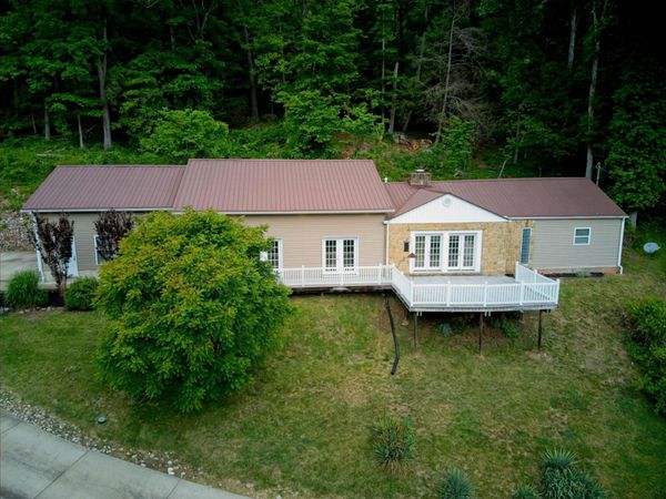 2086 Miller Drive, Huntington, WV 25701