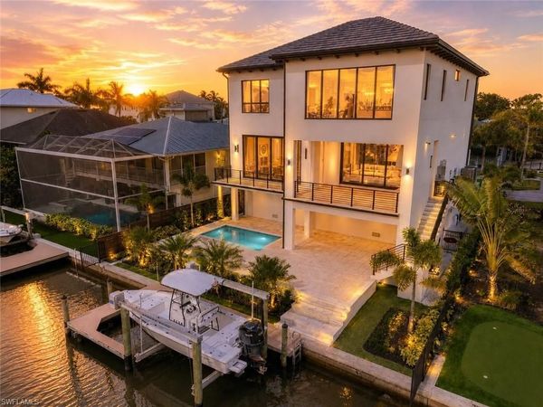 1286 Belaire CT , NAPLES, FL 34110