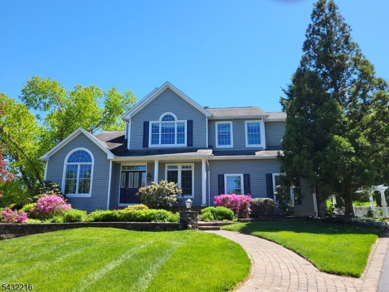 5 Pauma Valley Ct, Montgomery, NJ 08558 Main Photo