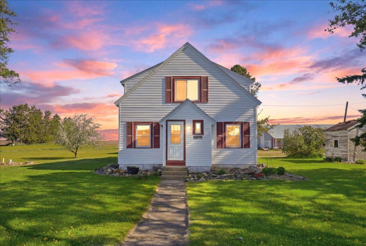 1862 130th Ave , Baldwin, WI 54002