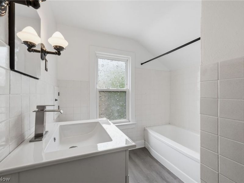 2764 Garfield Boulevard, Lorain, OH 44052 Photo 18