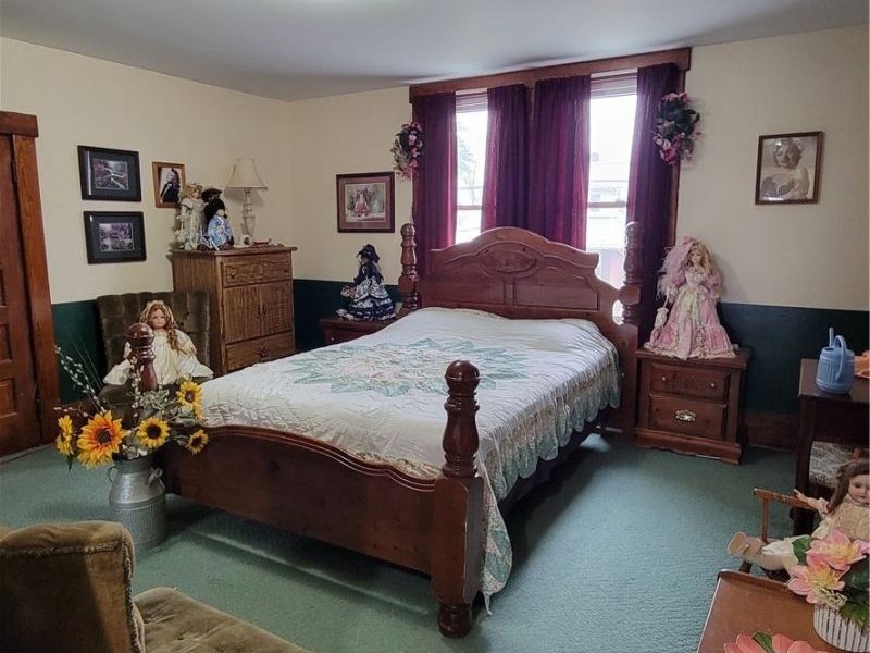 349 W Maple Street, Hartville, OH 44632 Photo 15