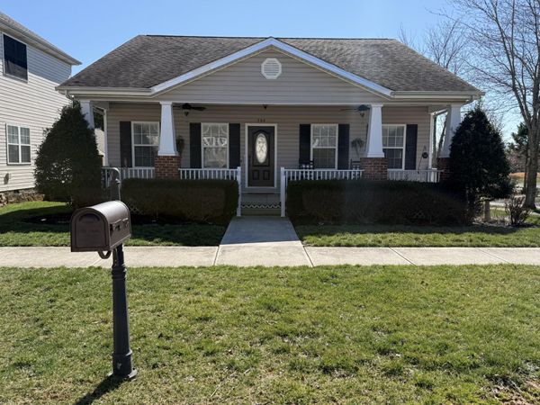 702 Stratford Avenue , Sweetwater, TN 37874