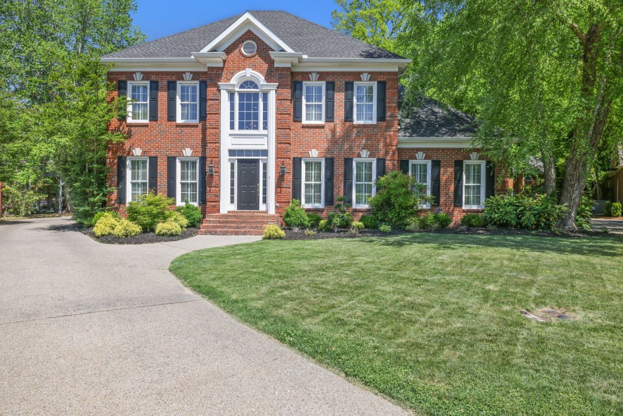 94 Hidden Way Ct, Hendersonville, TN 37075 Main Photo