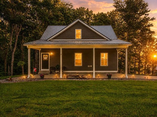777 Beaver Point Road , Glasgow, KY 42141