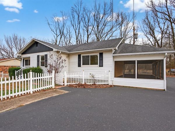 508 W Mose Rager Boulevard , Drakesboro, KY 42337