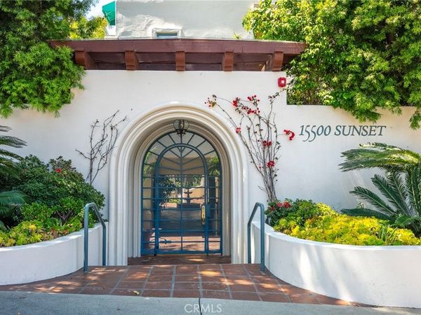 15500 W Sunset, Unit 301, Pacific Palisades, CA 90272